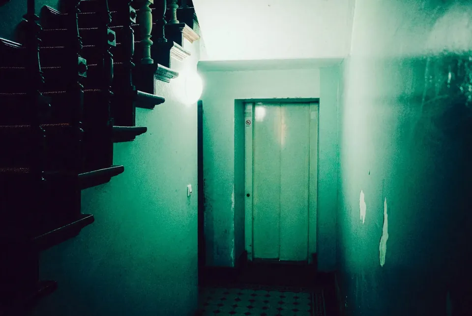 Shot with Cinea Cinestill 800T