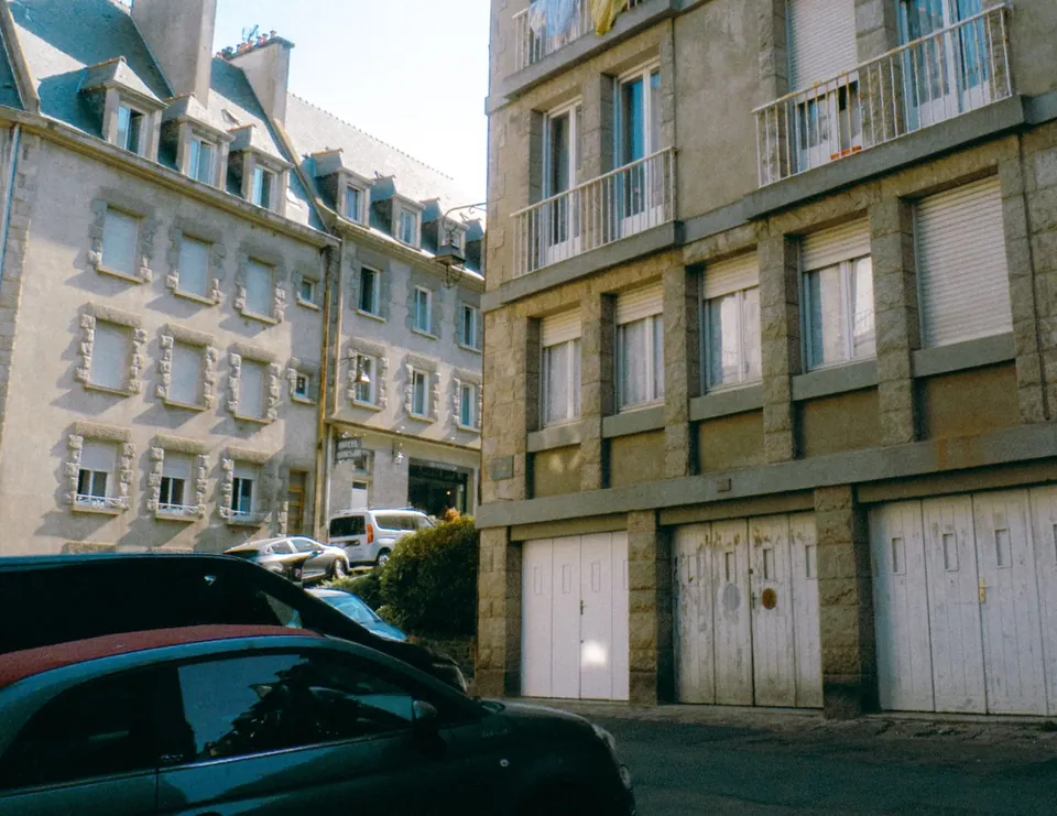 Shot with Cinea Ektachrome 100